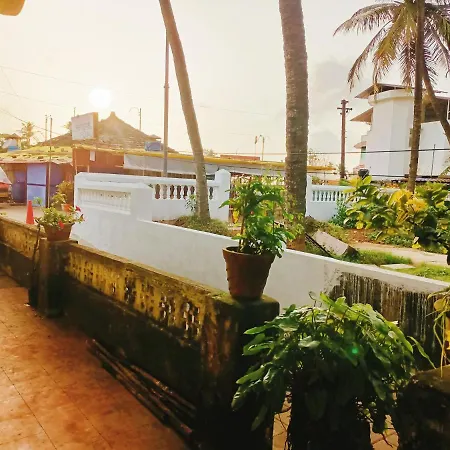 Adrose &.Cottages